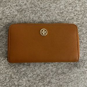 Tory Burch Wallet